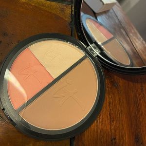 it Cosmetics Live, Love, Laugh Vitality Face Disc